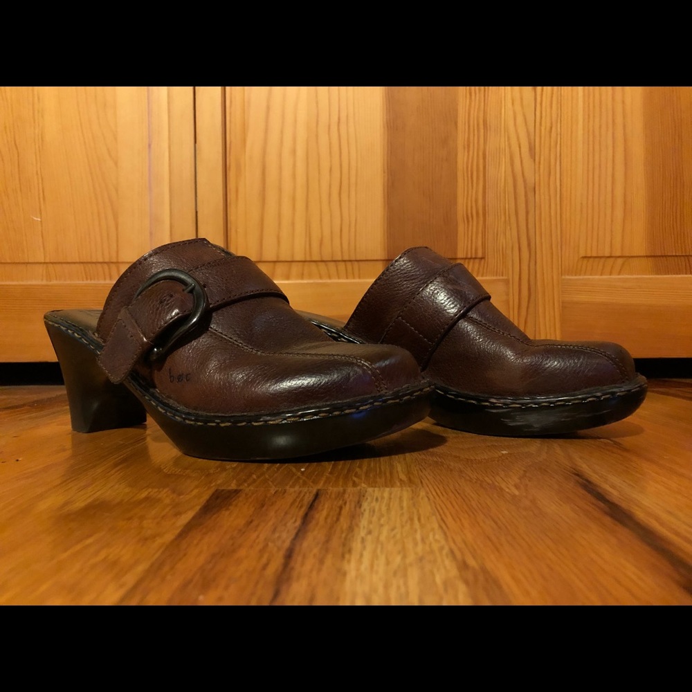 Slip-on Mules